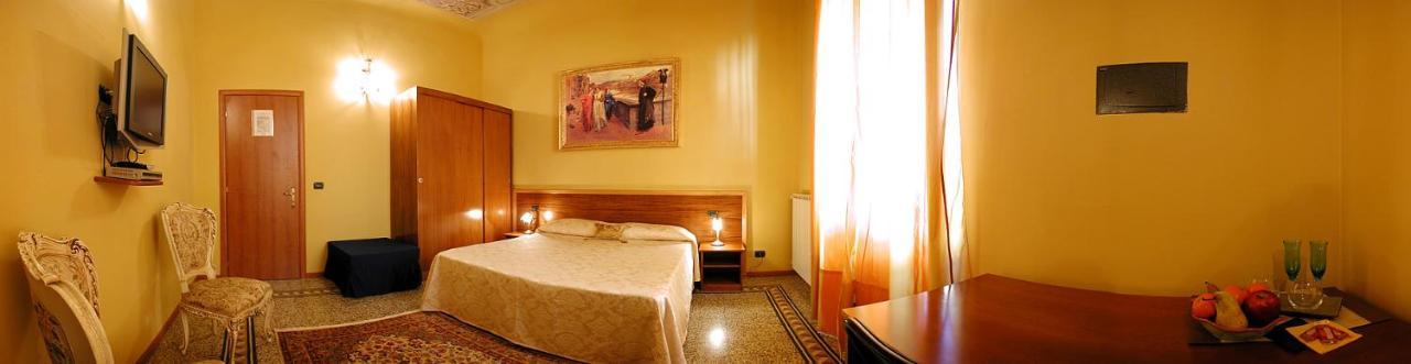 La Luna Guest House Florenz Exterior foto